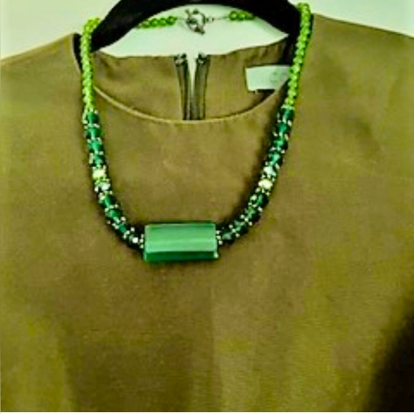 Vintage Green Beaded Necklace Handmade by an Argentine Designer - Picture 2 of 8
